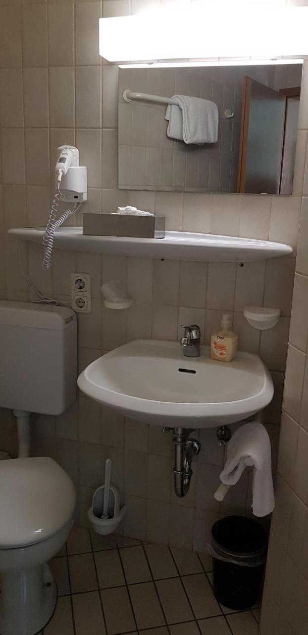 Отель Am Untreusee